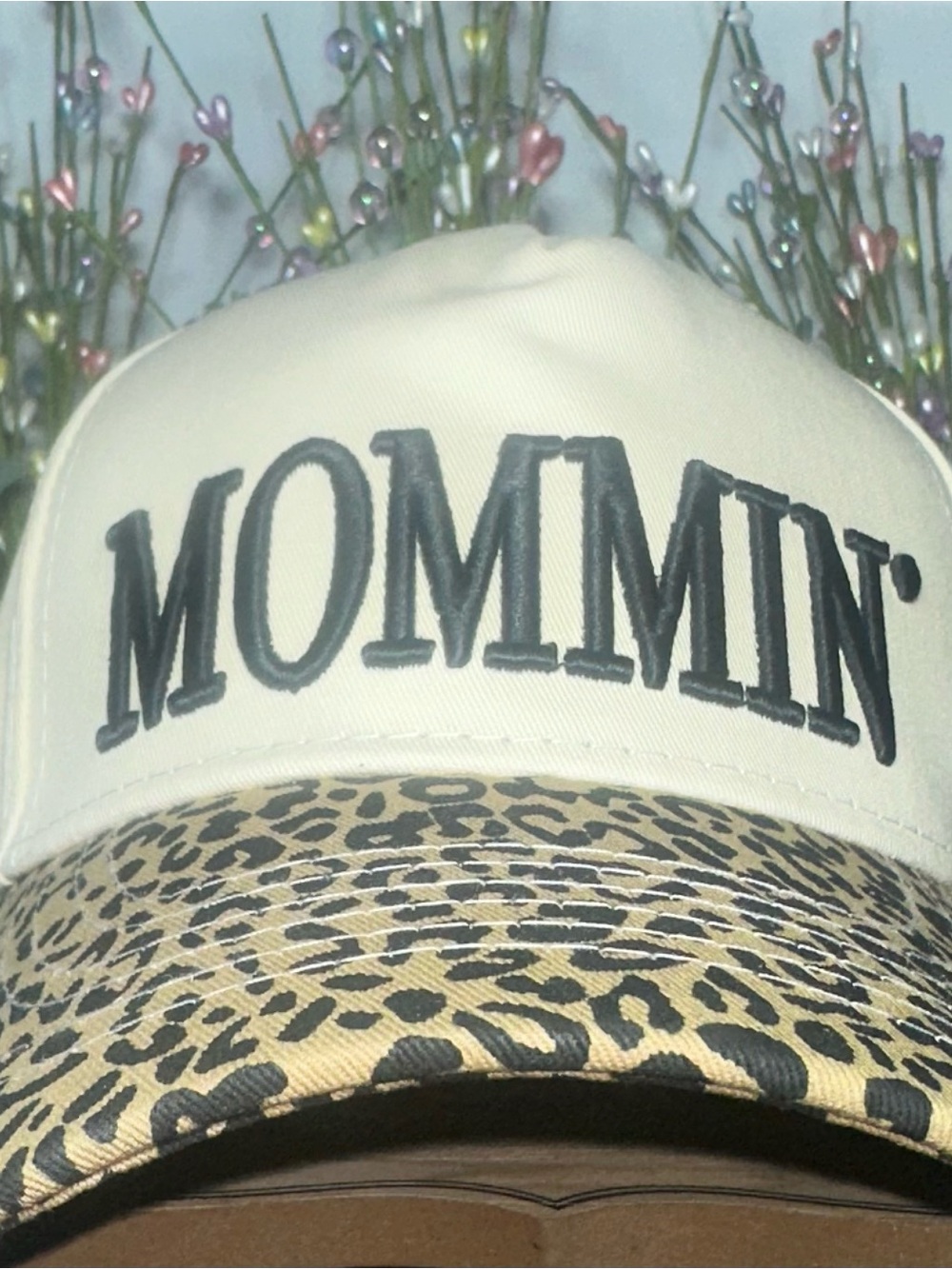 Mommin' Trucker Hat - Leopard Brim, Cream